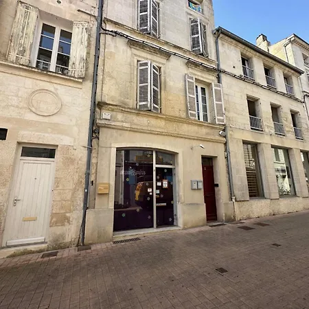 Le Mirabelle Apartment Saintes Exterior photo