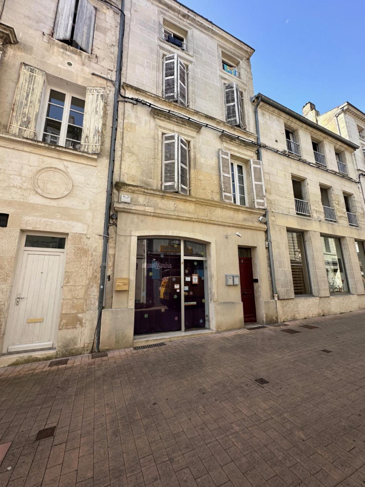 Le Mirabelle Apartment Saintes
