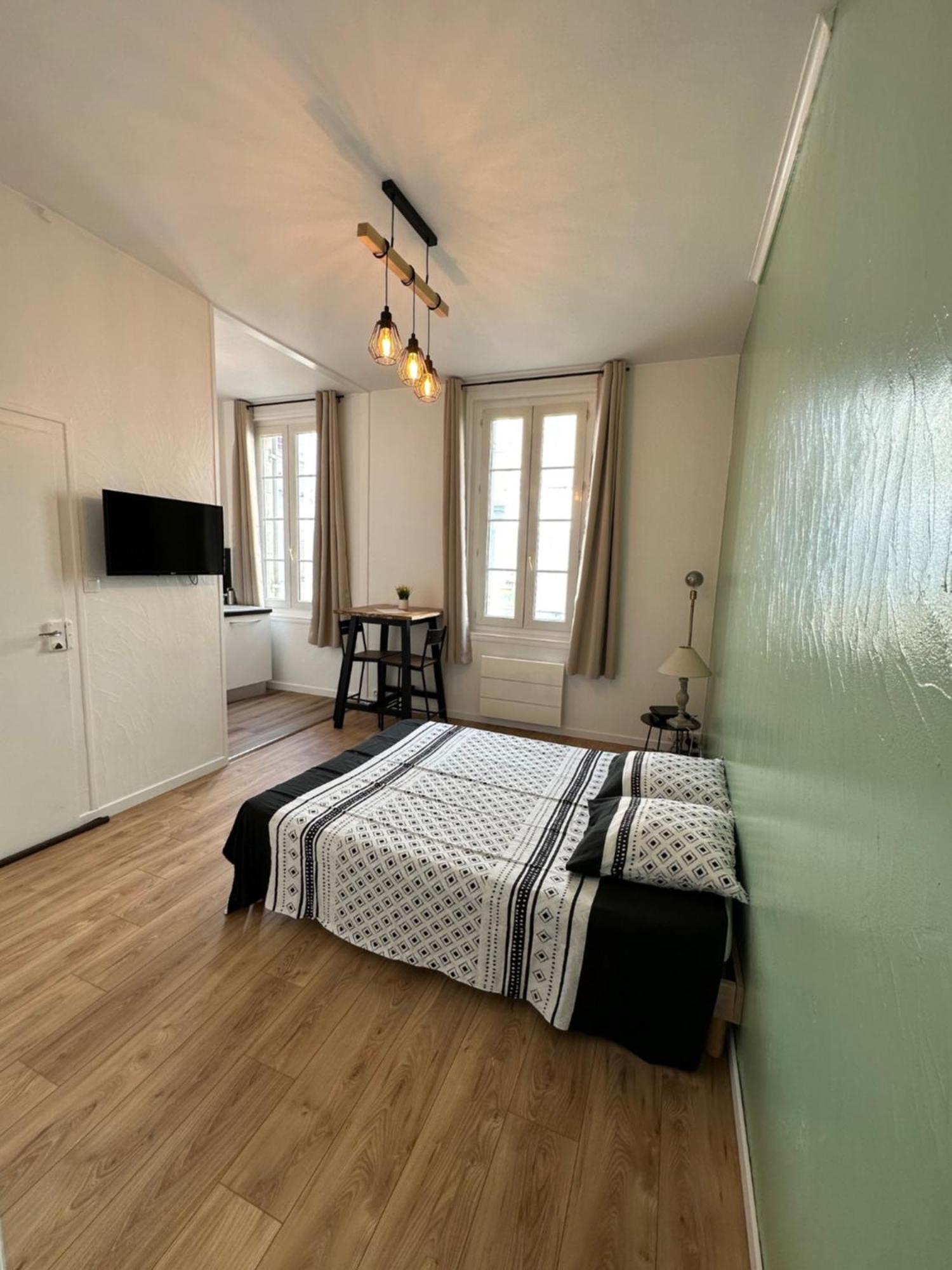 Apartment Le Mirabelle Saintes